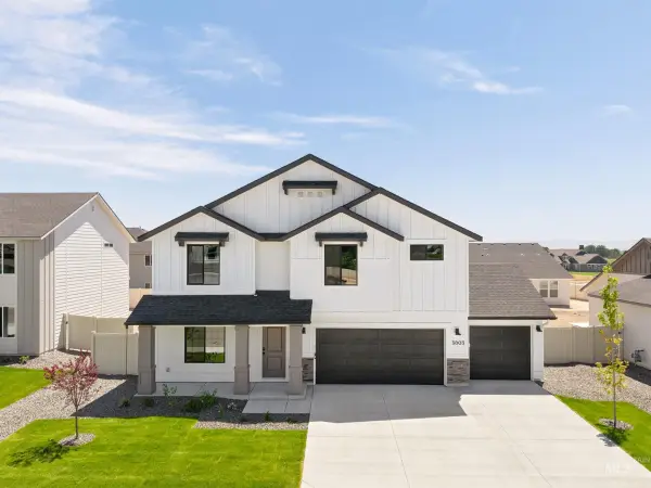 5097 S Bleachfield Ave, Meridian, ID 83642
