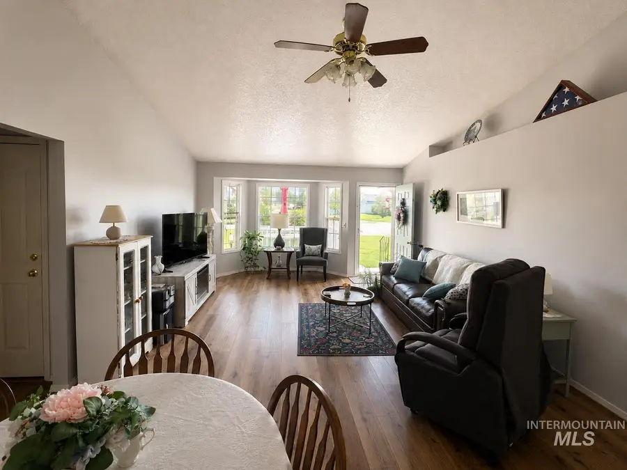 2313 Leo Dr., Nampa, ID 83651 - #2