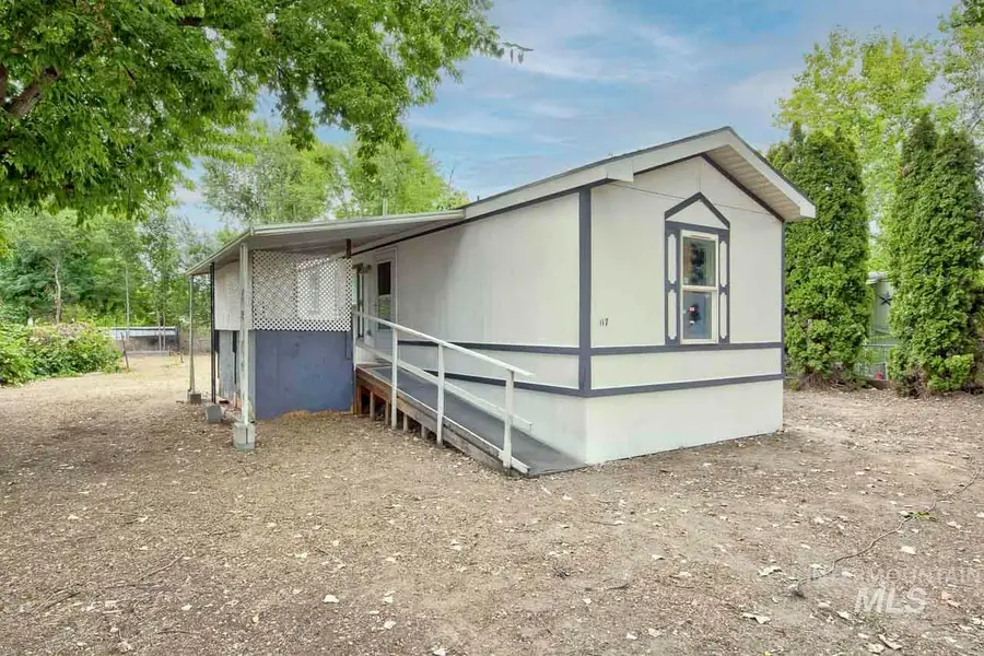 117 Joliet Street, Caldwell, ID 83605 - #3