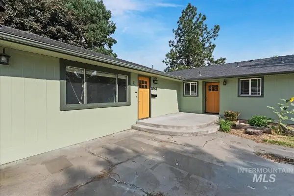 2068 S Crystal Way, Boise, ID 83706