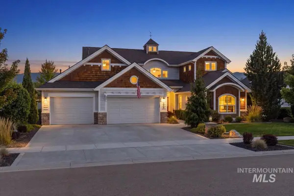 1059 N Luge Ave, Eagle, ID 83616