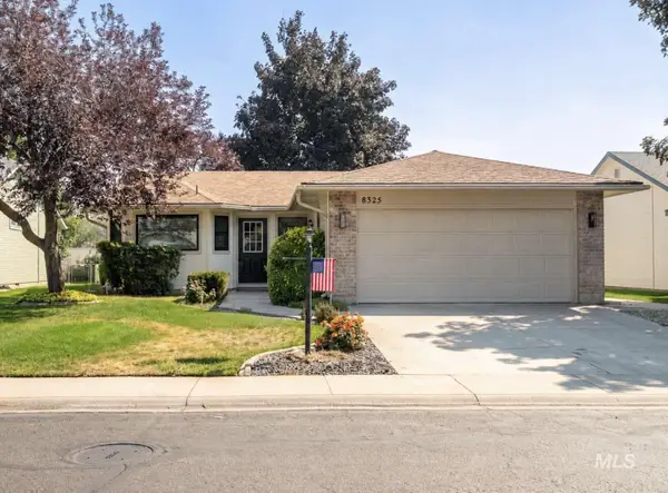 8325 Willowdale Dr, Garden City, ID 83714
