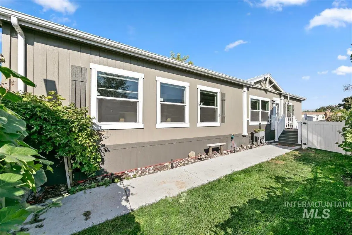 700 E Fairview Ave Spc 14, Meridian, ID 83642 - #1