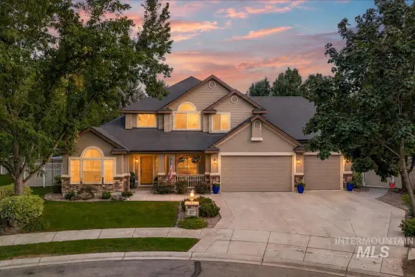 277 W Drift Stone Ct, Eagle, ID 83616