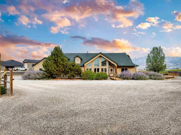 9225 N Highway 52, Horseshoe Bend, ID 83629