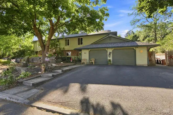 811 N Grant St., Moscow, ID 83843