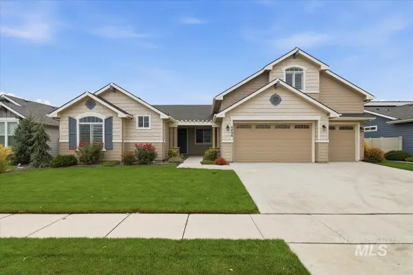6406 E Canyon Crossing Dr., Nampa, ID 83687