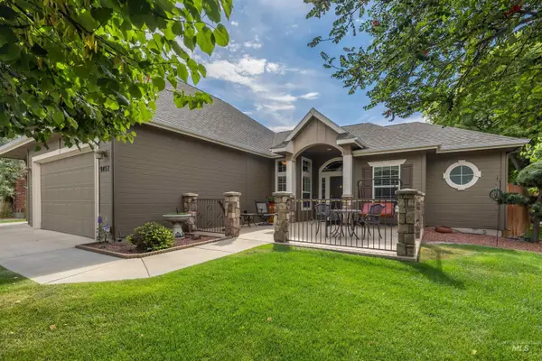 9451 W Pebblestream Dr, Boise, ID 83709