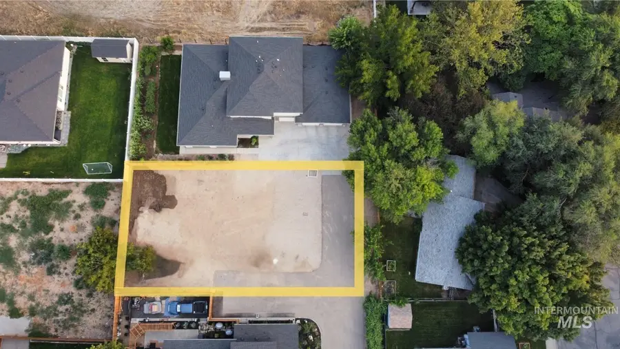8817 W Holbrook Ave, Boise, ID 83704 - #3