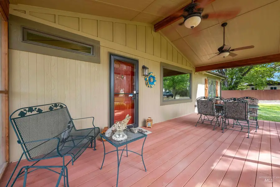 2370 W Lake Hazel Rd, Meridian, ID 83642 - #3