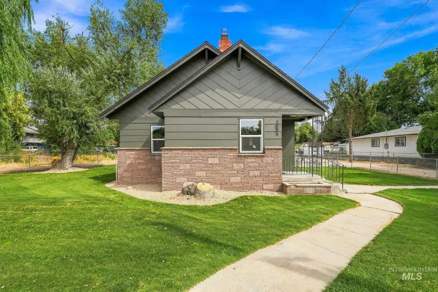 1004 South Holly Street, Nampa, ID 83687 - #2