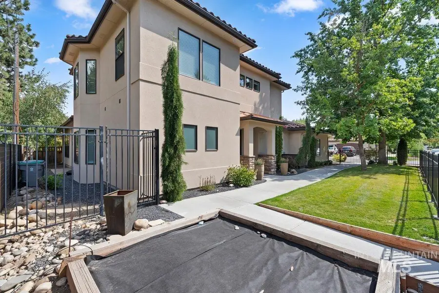1208 E E Spinnaker Lane, Boise, ID 83706 - #3