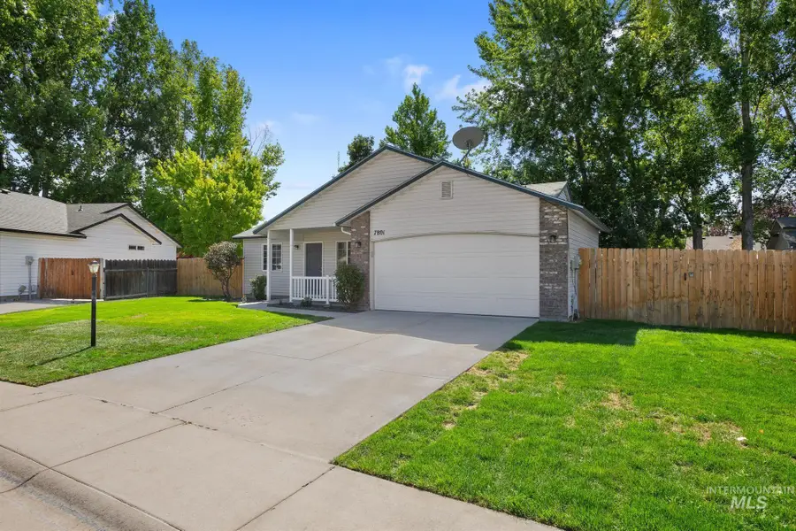 7801 E Mountain Oak Dr, Nampa, ID 83687 - #2