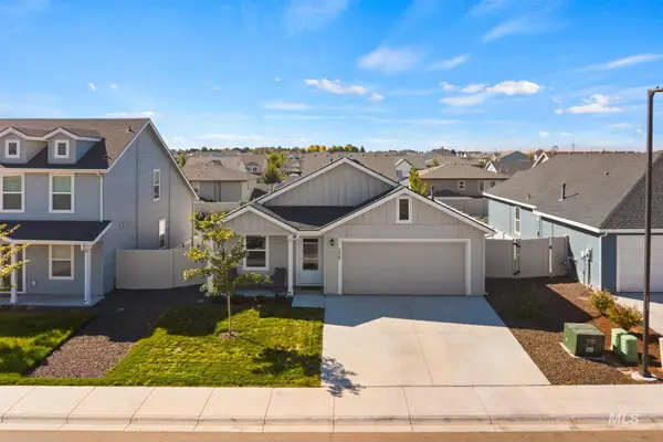 177 E Liberator Ct, Meridian, ID 83642