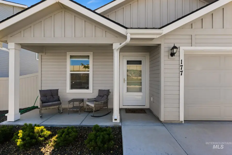 177 E Liberator Ct, Meridian, ID 83642 - #2