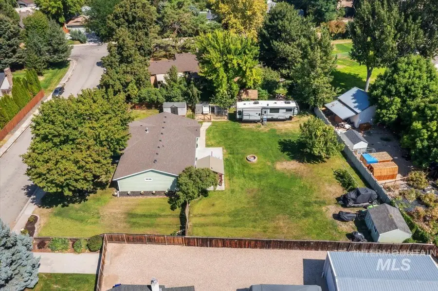 3916 S Genesee Dr., Boise, ID 83709 - #2