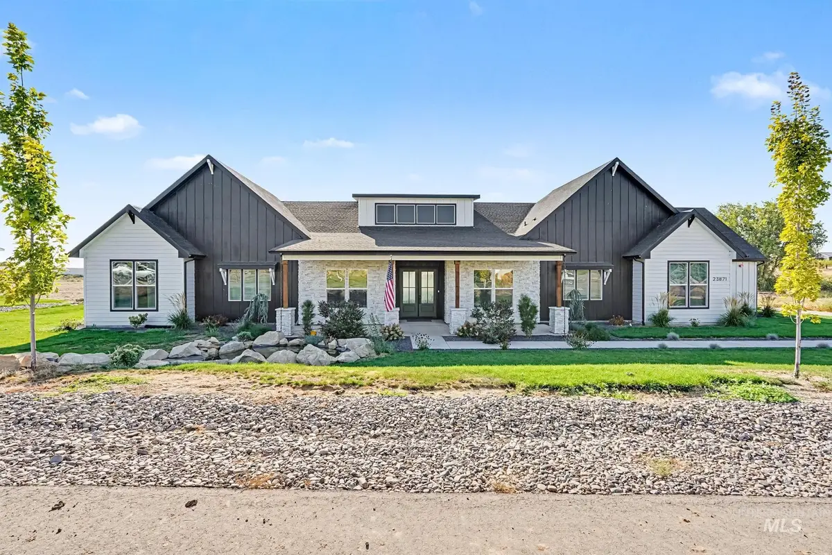 23871 Legends Ln, Caldwell, ID 83607 - #1