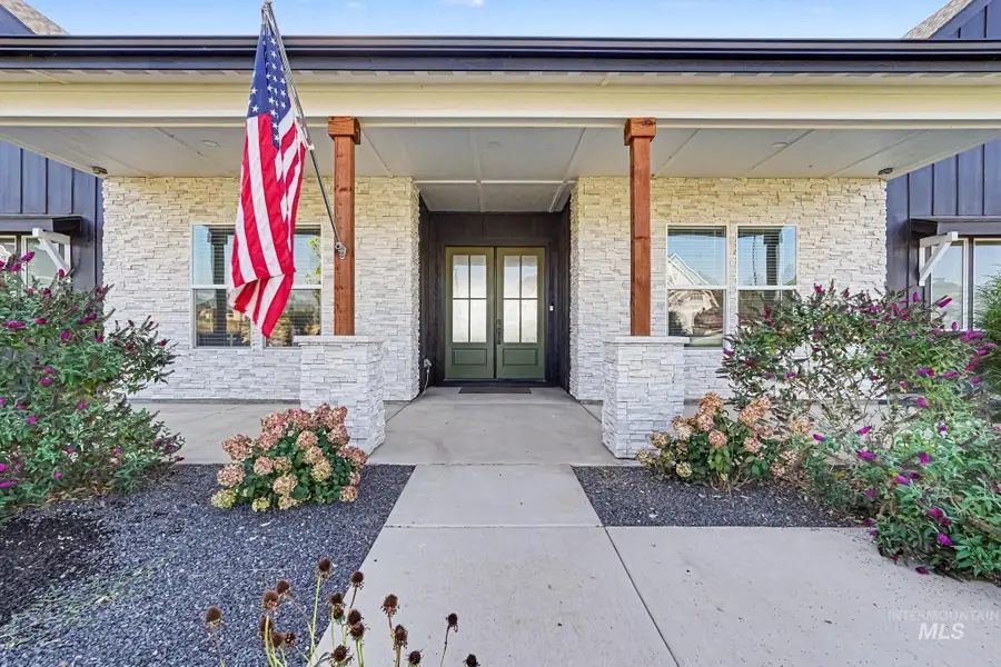 23871 Legends Ln, Caldwell, ID 83607 - #2