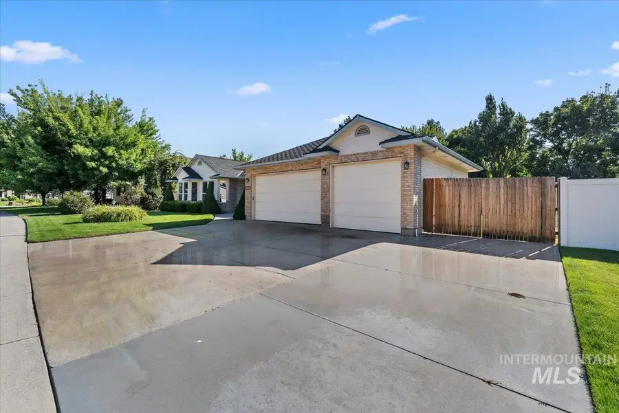 1830 SE 3rd Way, Meridian, ID 83642 - #3