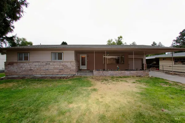 1546 N 4th Street, Payette, ID 83661