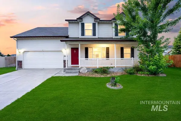 3936 E Clear Springs Dr, Nampa, ID 83686