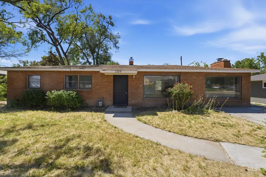 2519 S Vista Ave, Boise, ID 83705 - #2