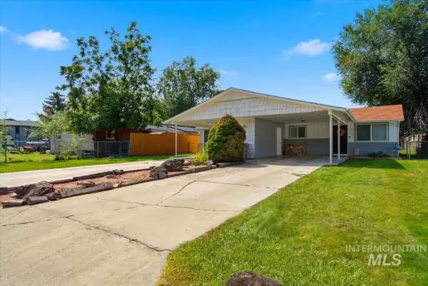 1219 S Fern St, Nampa, ID 83686