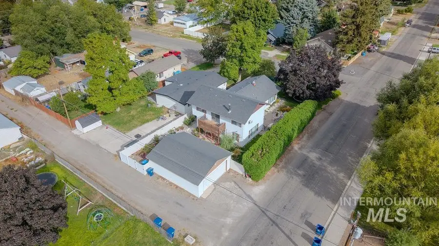 421 E Avenue E, Jerome, ID 83338 - #2