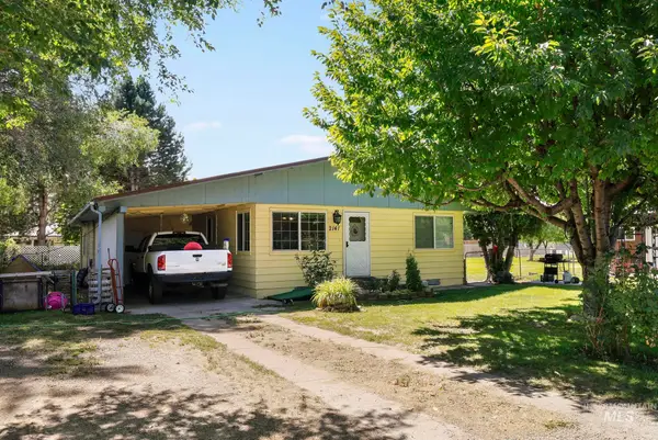 2141 18th Street, Heyburn, ID 83336