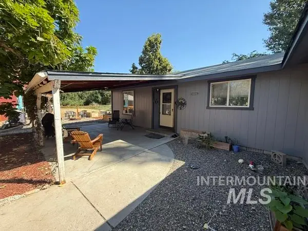 11230 N River Road, Payette, ID 83661