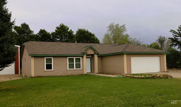 560 N 1st Street, Richfield, ID 83349