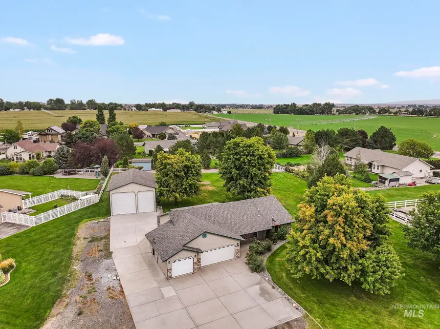 456 Sunridge Dr, Jerome, ID 83338 - #2