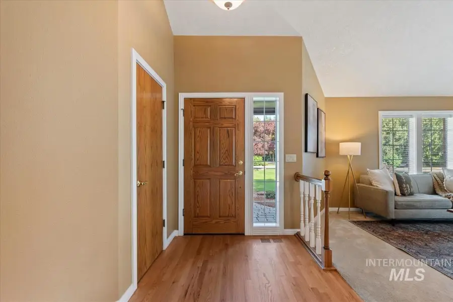 4886 N Lake Front Pl, Garden City, ID 83714 - #3