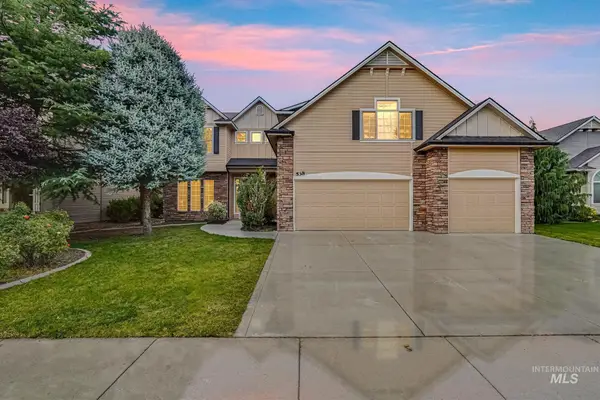 538 E Halpin Dr, Meridian, ID 83646