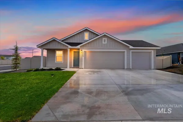 14393 Skys End Ct, Caldwell, ID 83607