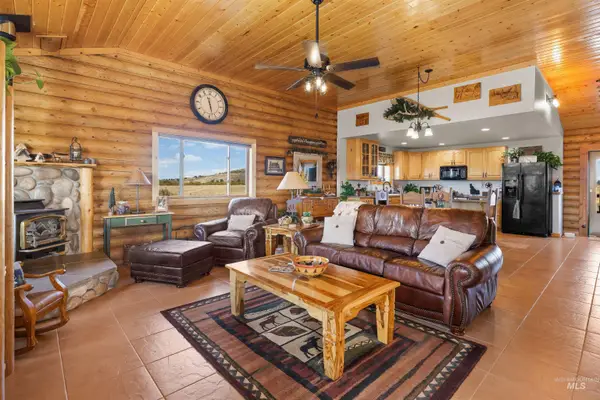 111 Deer Flats Ln, Grangeville, ID 83530