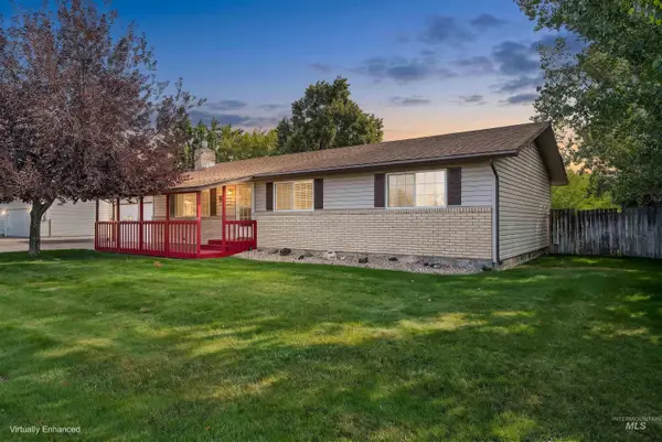 3852 NW Morris Way, Mountain Home, ID 83647