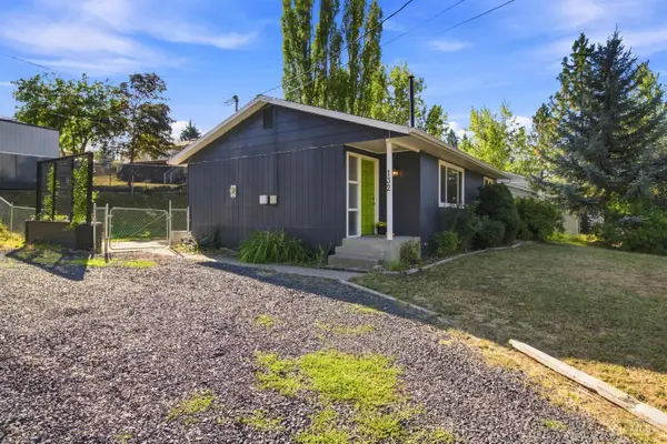 132 Mary Street, Troy, ID 83871
