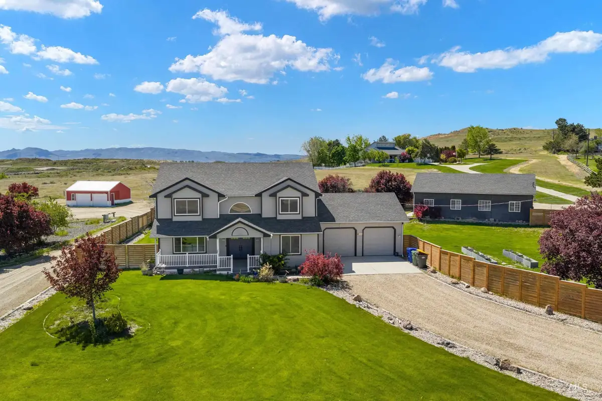 7657 Track Rd, Nampa, ID 83686 - #1