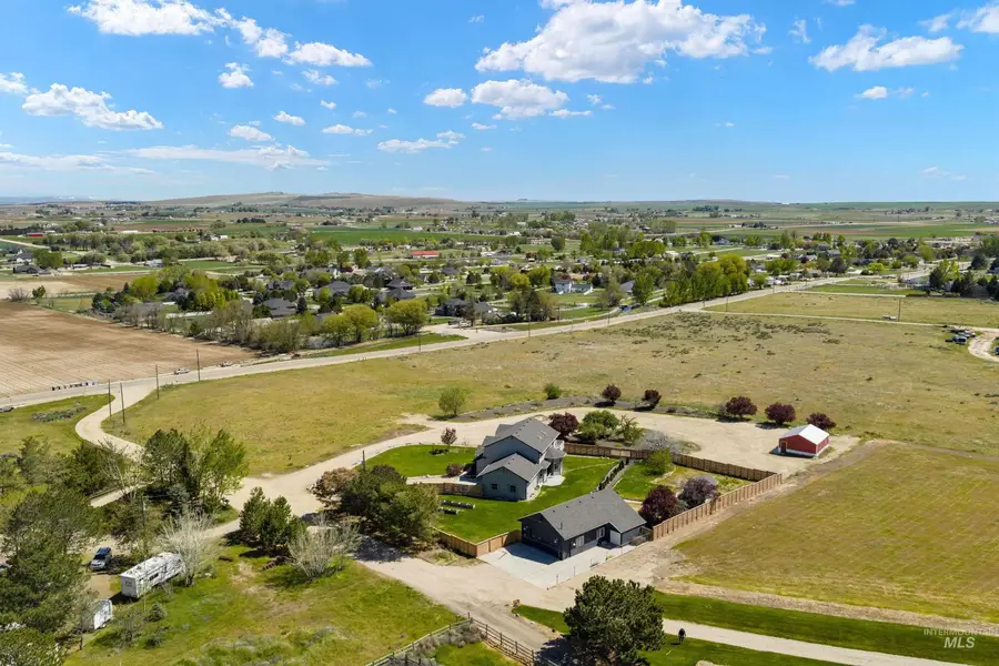 7657 Track Rd, Nampa, ID 83686 - #2