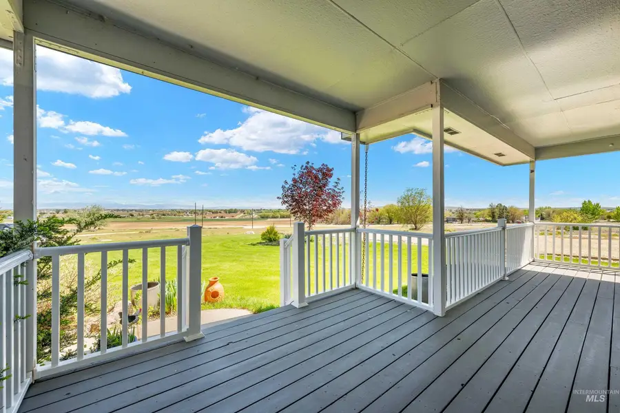7657 Track Rd, Nampa, ID 83686 - #3