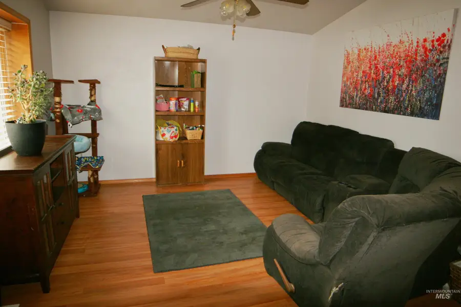 6132 N Brook Pl, Garden City, ID 83714 - #2