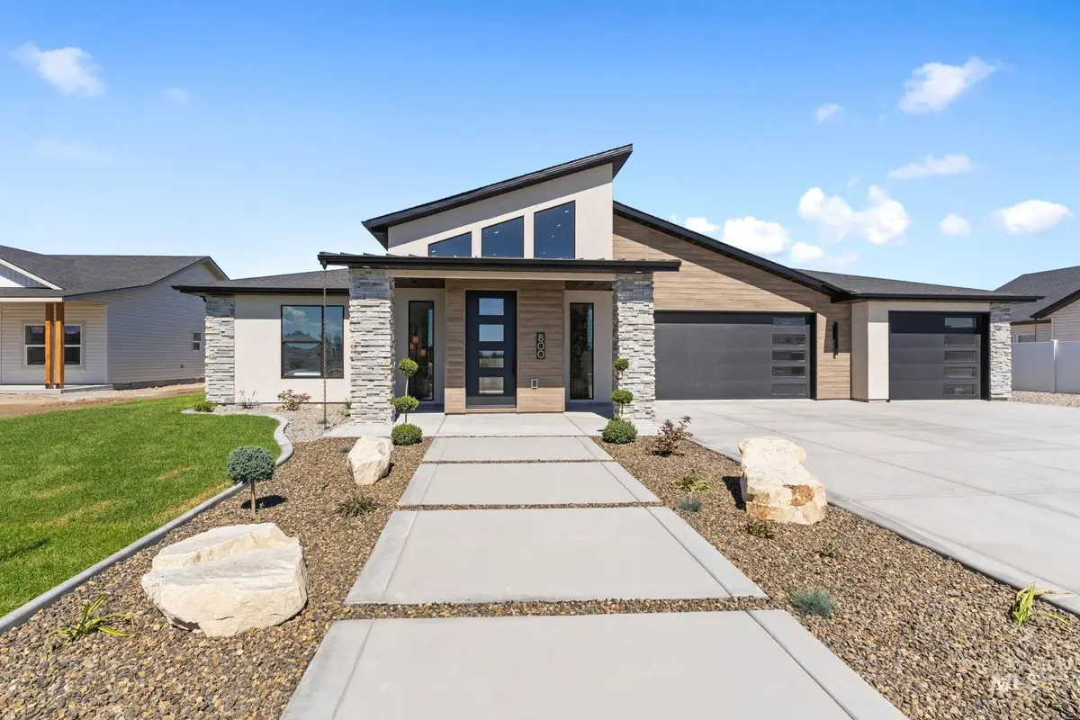 800 Clear Springs St, Burley, ID 83318 - #1