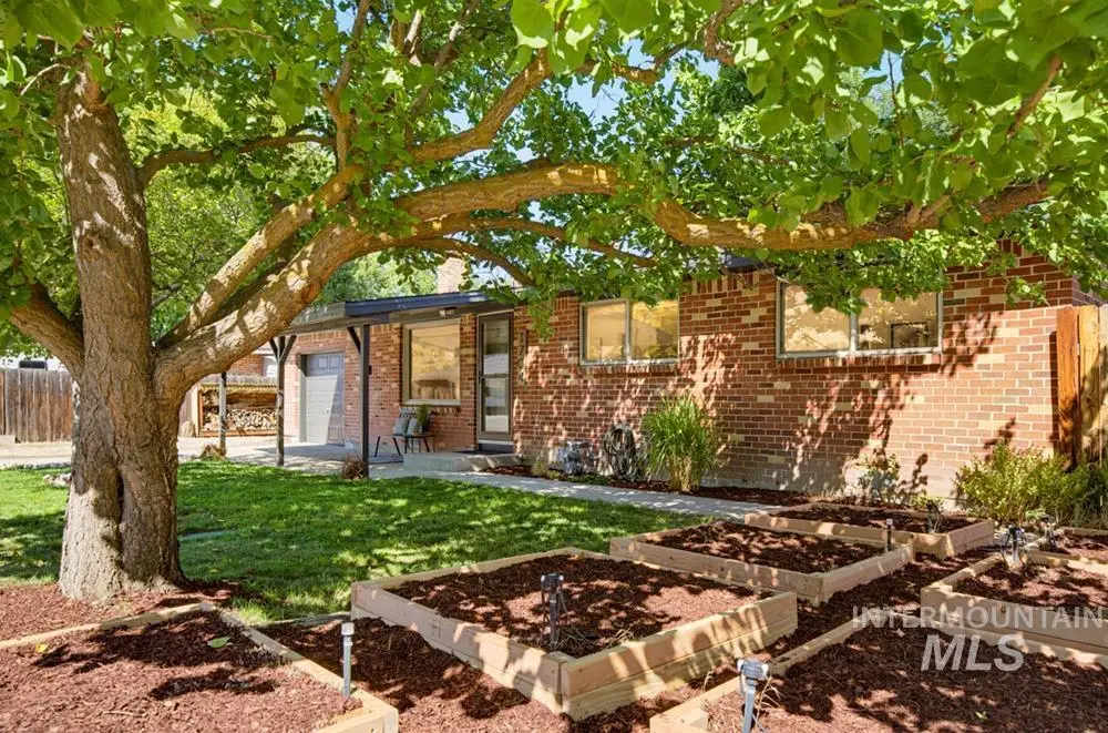 1704 W Olympia Dr, Boise, ID 83705 - #1