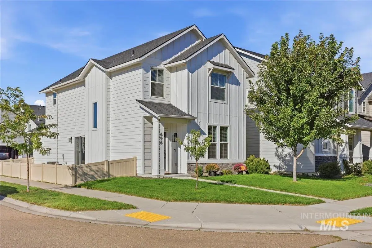 696 E Springloyd St, Meridian, ID 83642 - #1