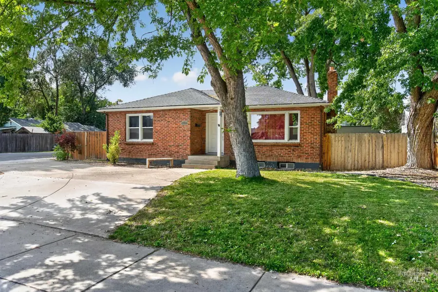 1403 S Columbus St, Boise, ID 83705 - #3
