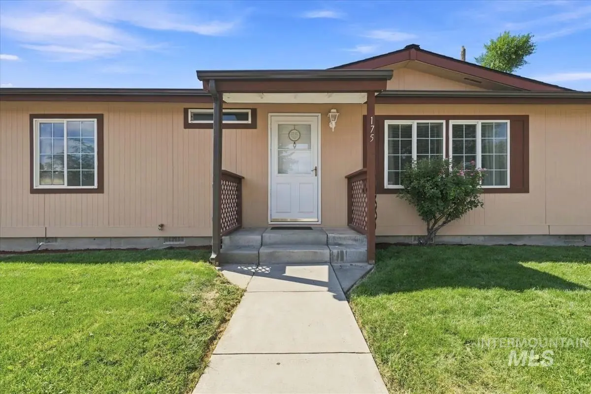 175 N 12th E, Mountain Home, ID 83647 - #1