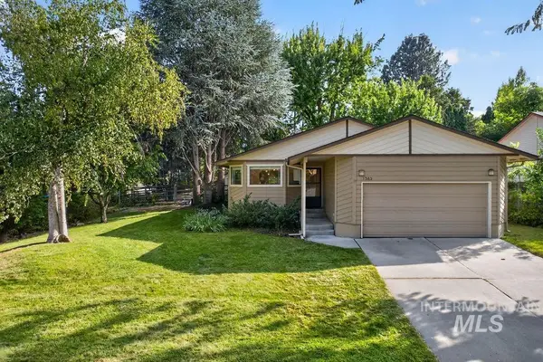 1383 E Fall Ct, Boise, ID 83706