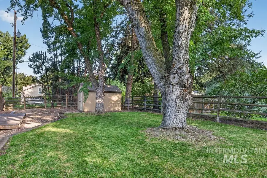1383 E Fall Ct, Boise, ID 83706 - #3