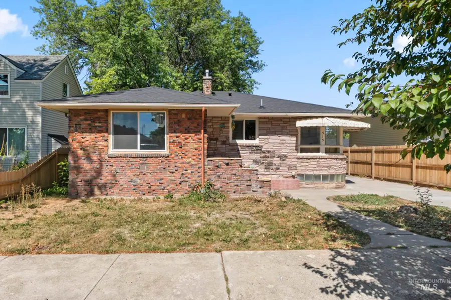 515 18th Ave S, Nampa, ID 83651 - #2